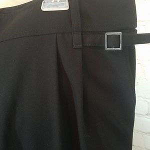 LOFT Pants - Loft tapered and pleated black slacks LOFT Pants - Loft tapered and pleated black slacks